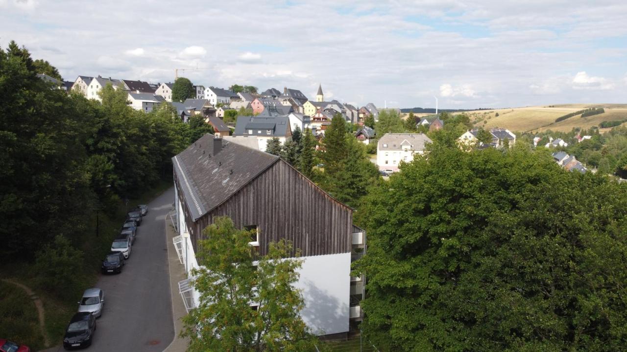 Ferienwohnungen Zauberberg, Schneehase & Glitzerhirsch Oberwiesenthal Exterior foto